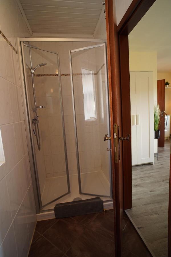 Auszeit - Ferienwohnung Und Appartements Бад-Зоден-Аллендорф Екстер'єр фото